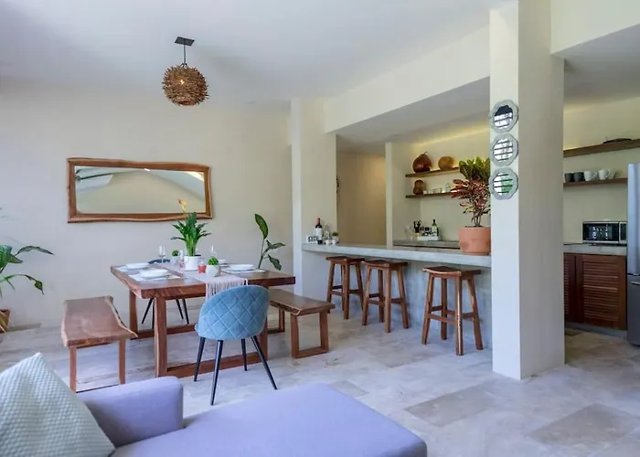 Apartment Exquisite Jungle W/private Pool!