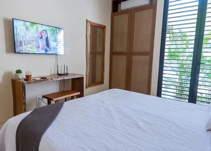 Exquisite Jungle W/private Pool! Apartment *