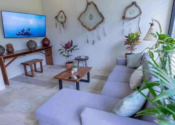 Apartment Exquisite Jungle W/private Pool!